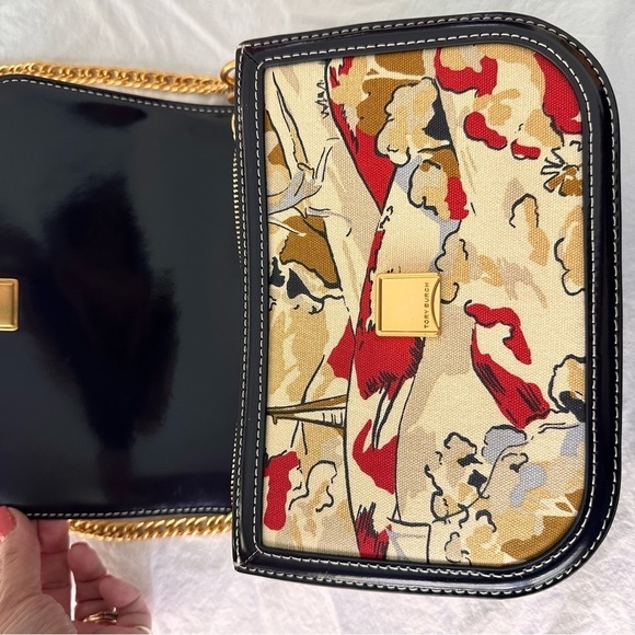 Tory Burch Robinson Printed Canvas Shoulder Bag Kite Landscape NWT - Picture 16 of 16